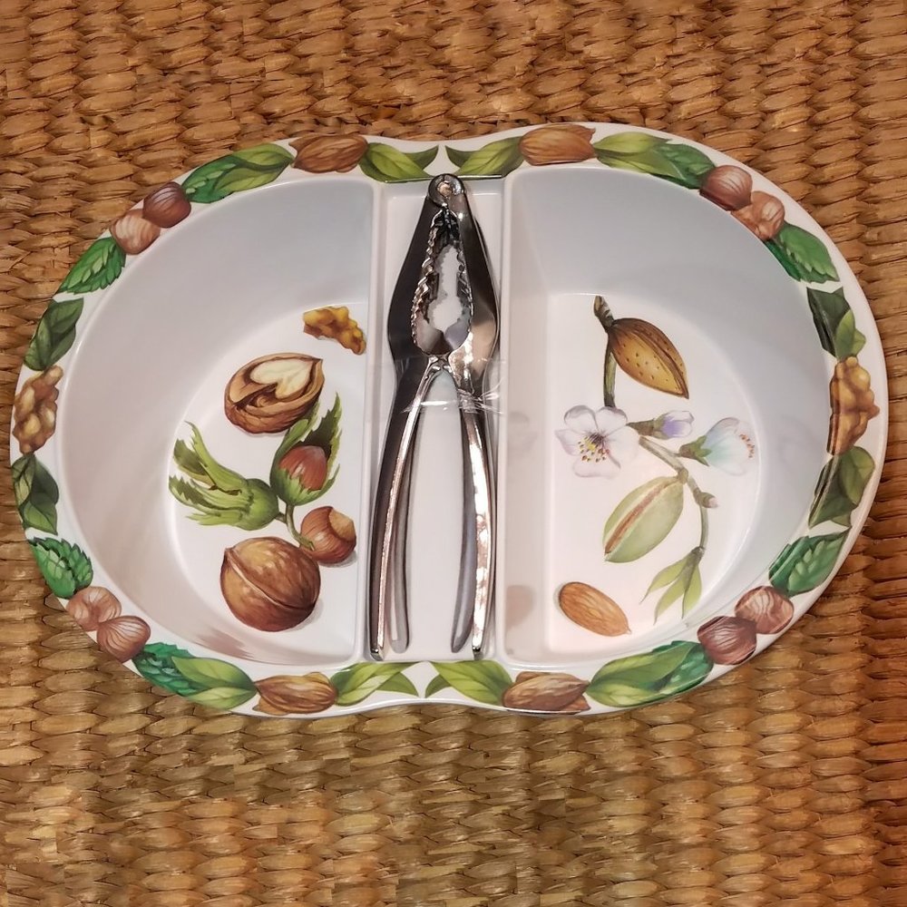 Vintage Melamine Nut Serving Bowl with Cracker